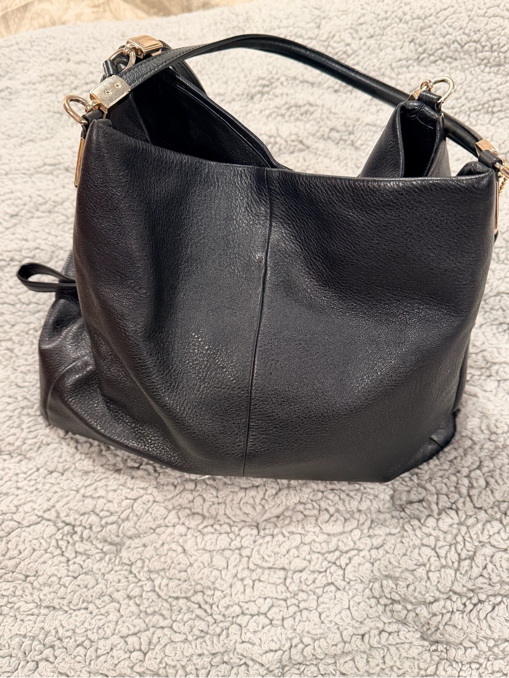 Coach Madison Pheobe Black pebble leather bag Excellent condition